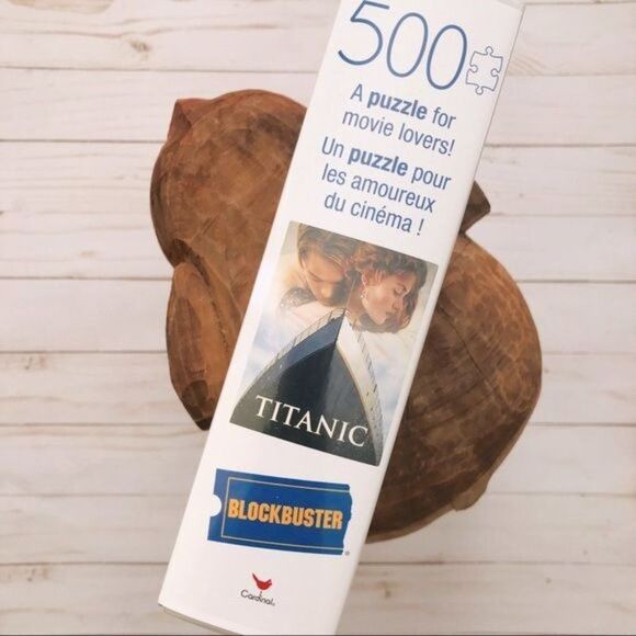 Titanic Movie Blockbuster 500pc Puzzle In Plastic VHS Case - Picture 5 of 5